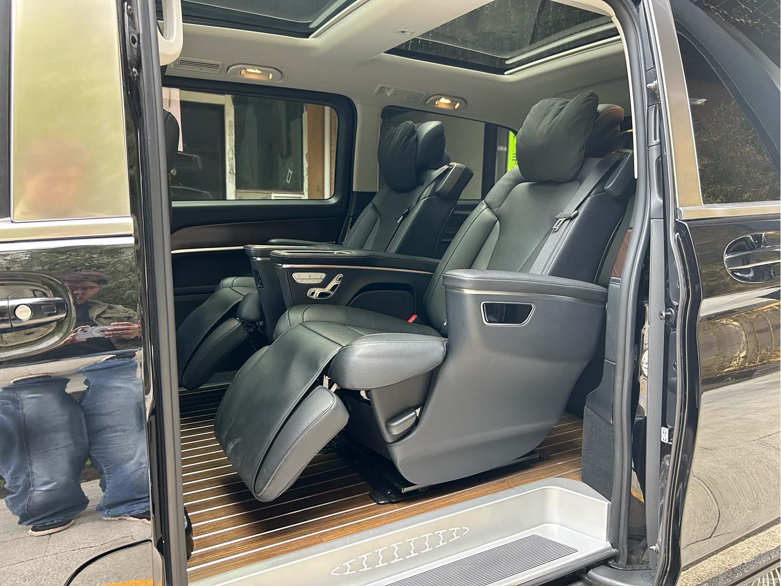Mercedes-Benz V-Class, 2021 12