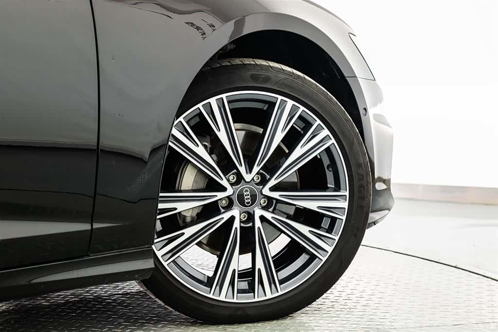 Audi A6L, 2024 19