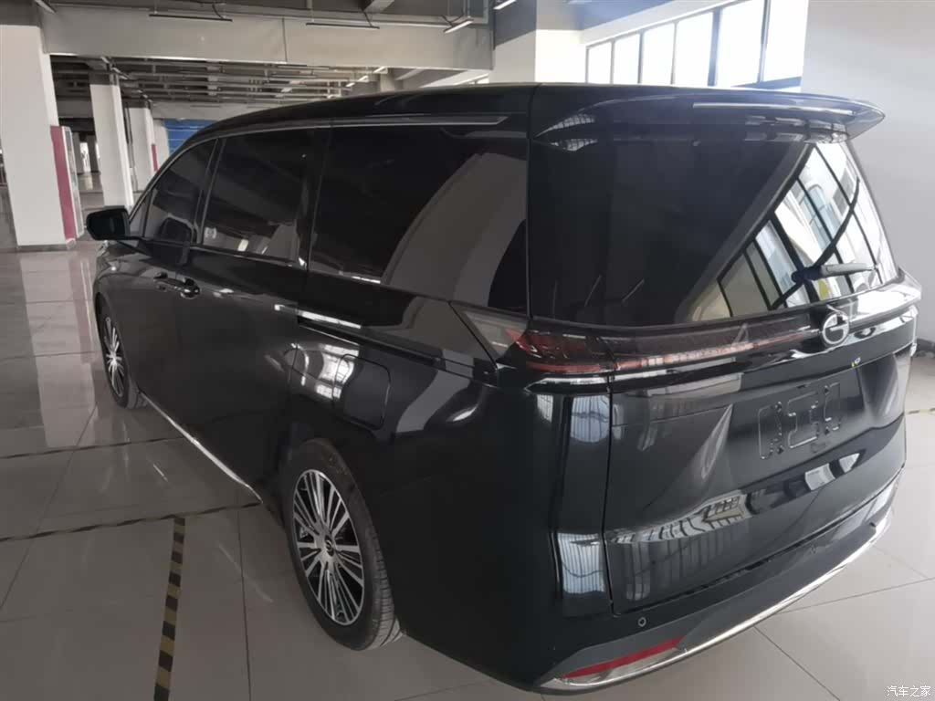 Trumpchi E8, 2025 все фото