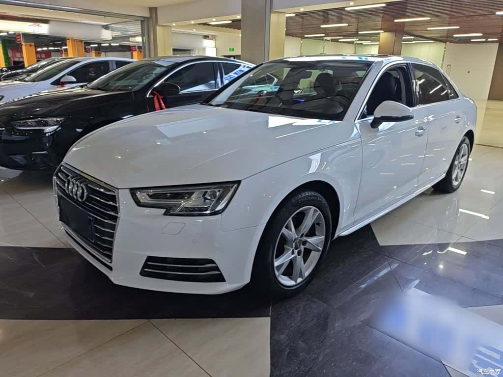 Audi A4L, 2018 1