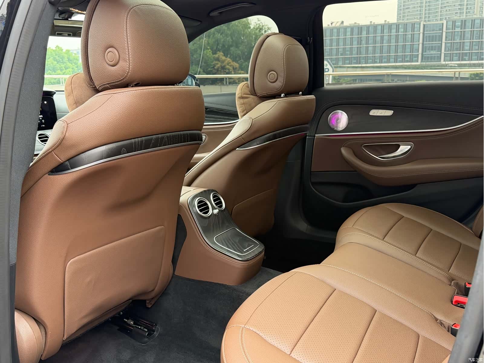 Mercedes-Benz E-Class, 2021 11