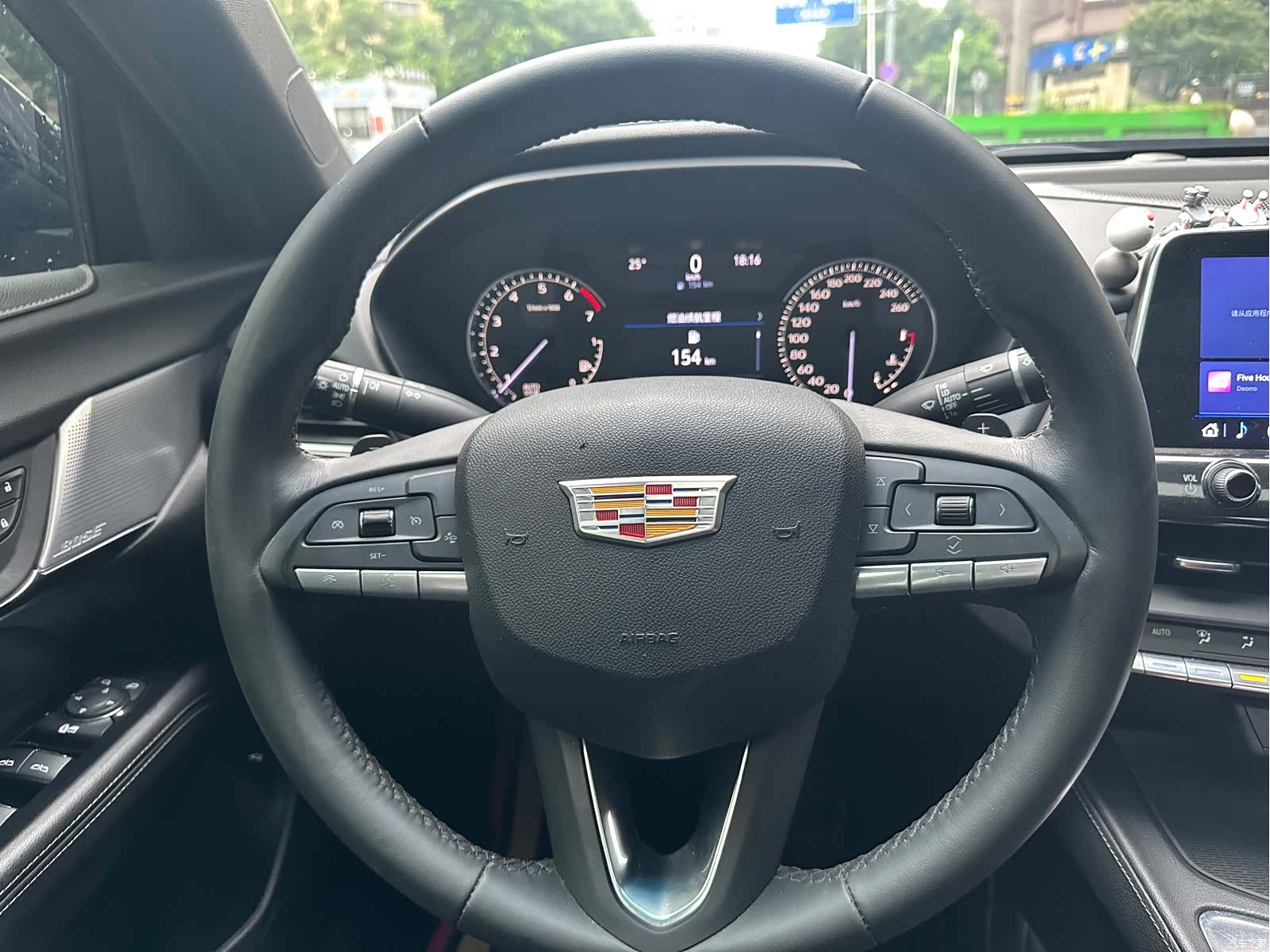 Cadillac CT4, 2023 27