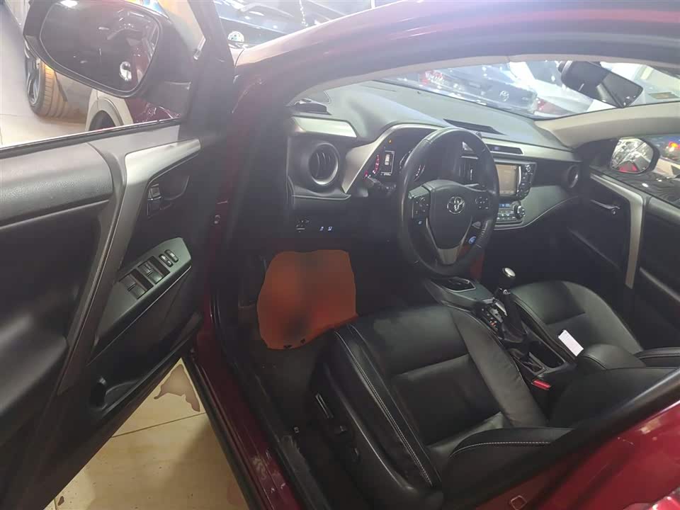 Toyota RAV4 Rongfang