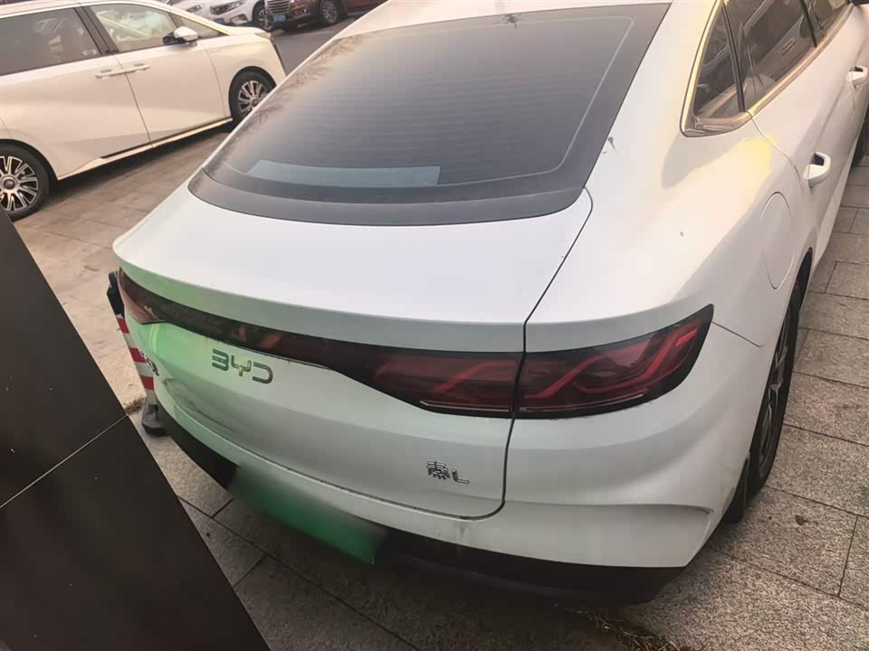 BYD Qin L