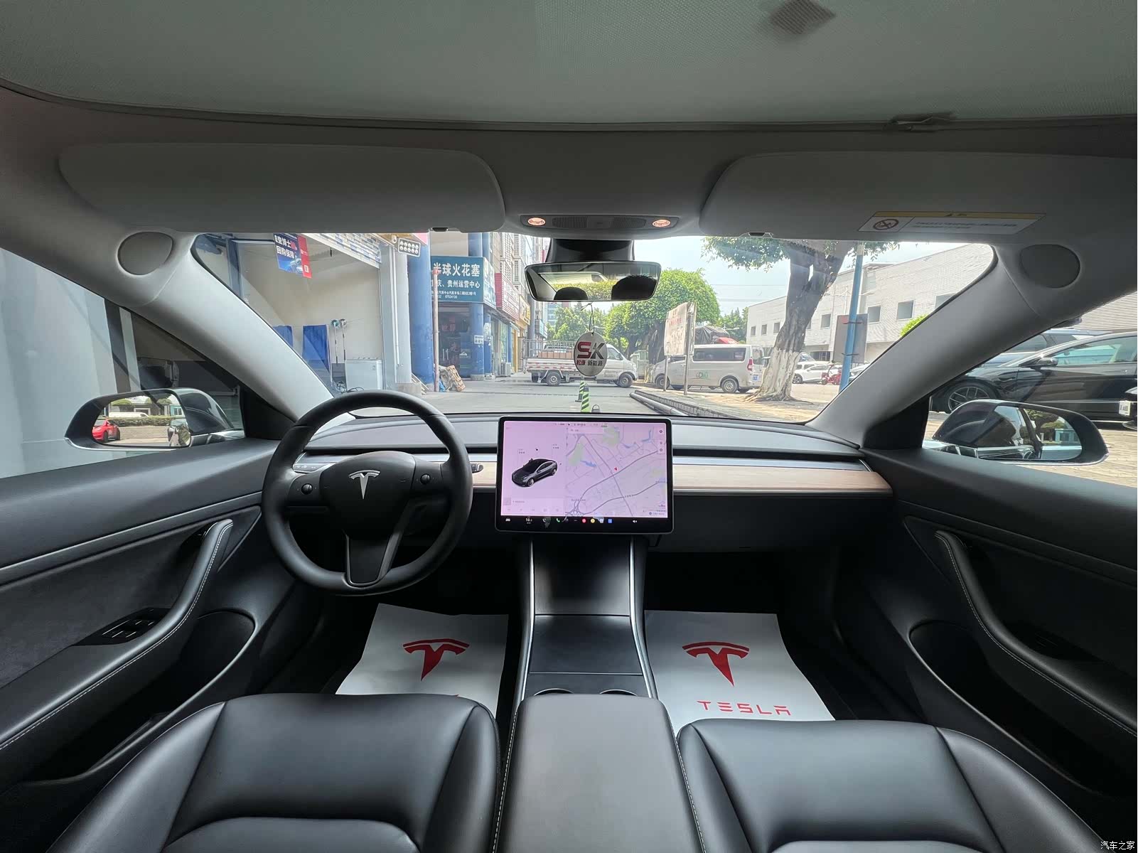 Tesla Model 3, 2020 11