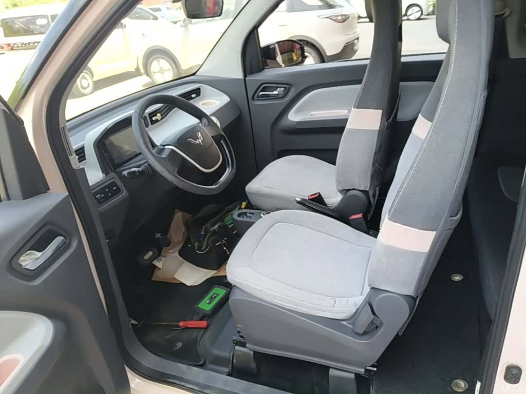 Wuling MINIEV, 2021 15