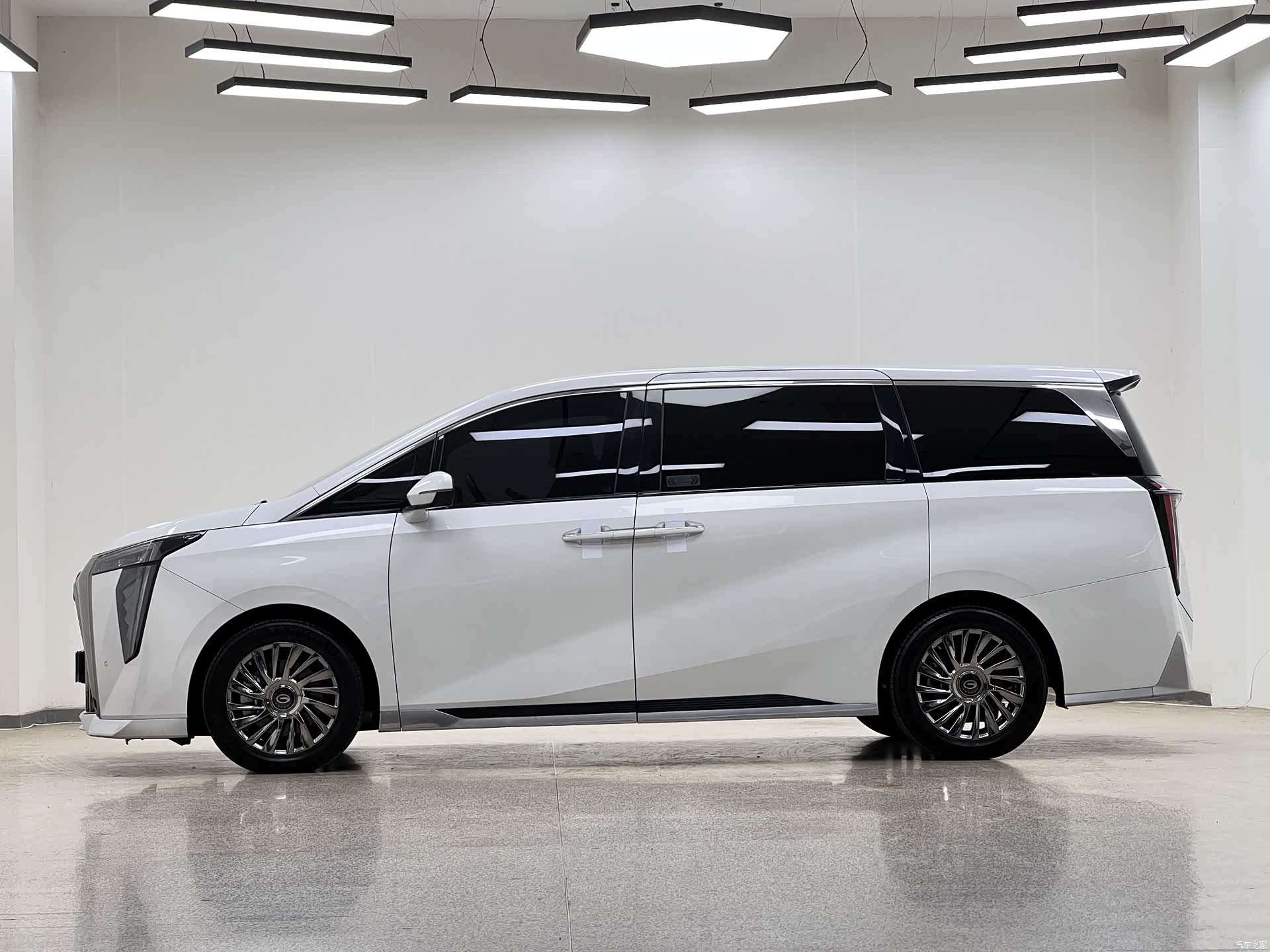 Trumpchi M8, 2023 3