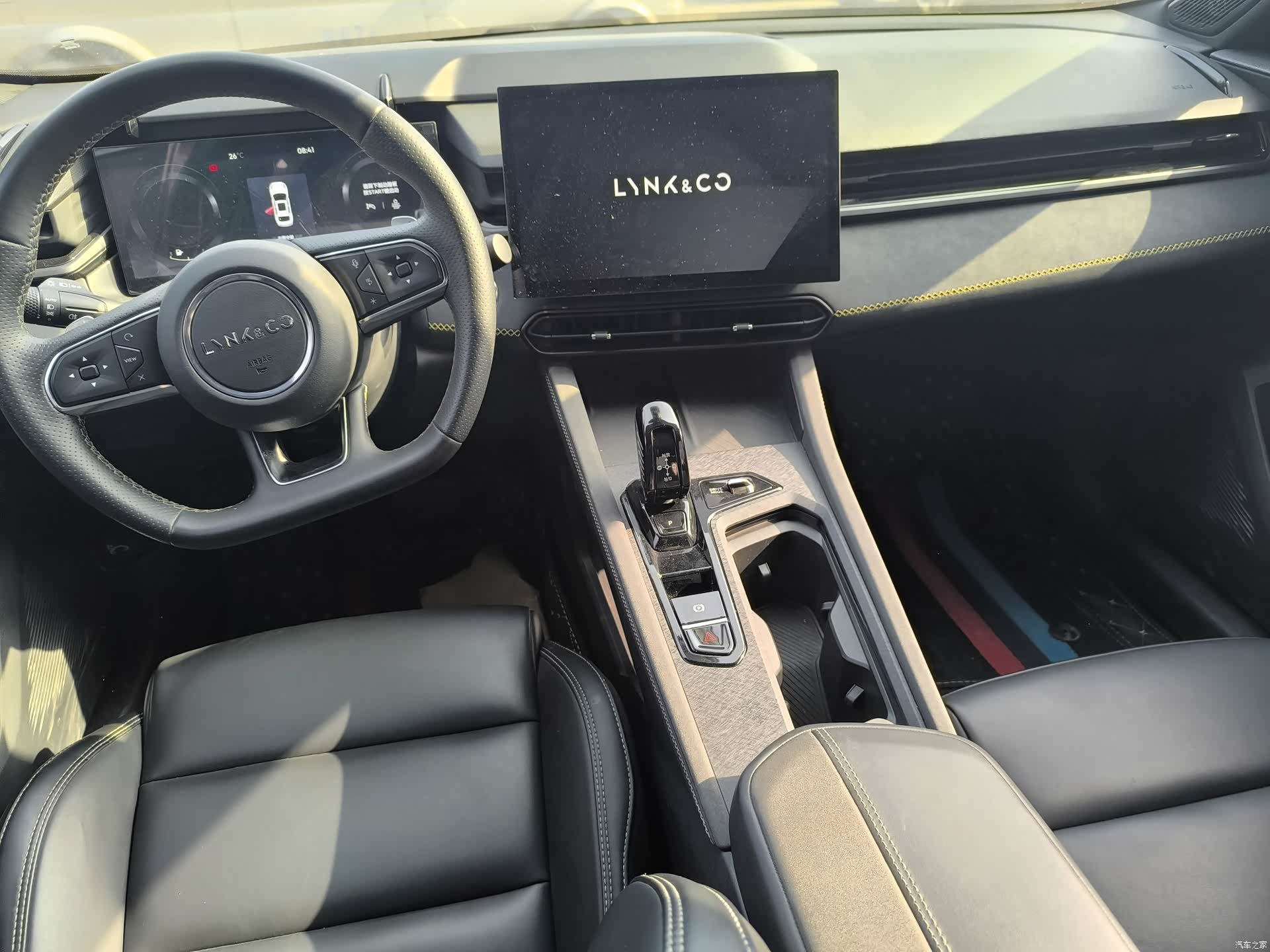 Lynk & Co 02, 2024 все фото