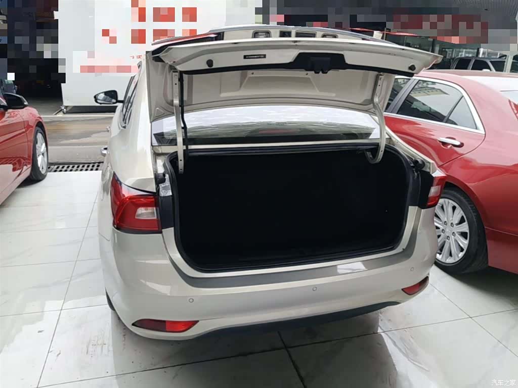 Roewe i5, 2021 18