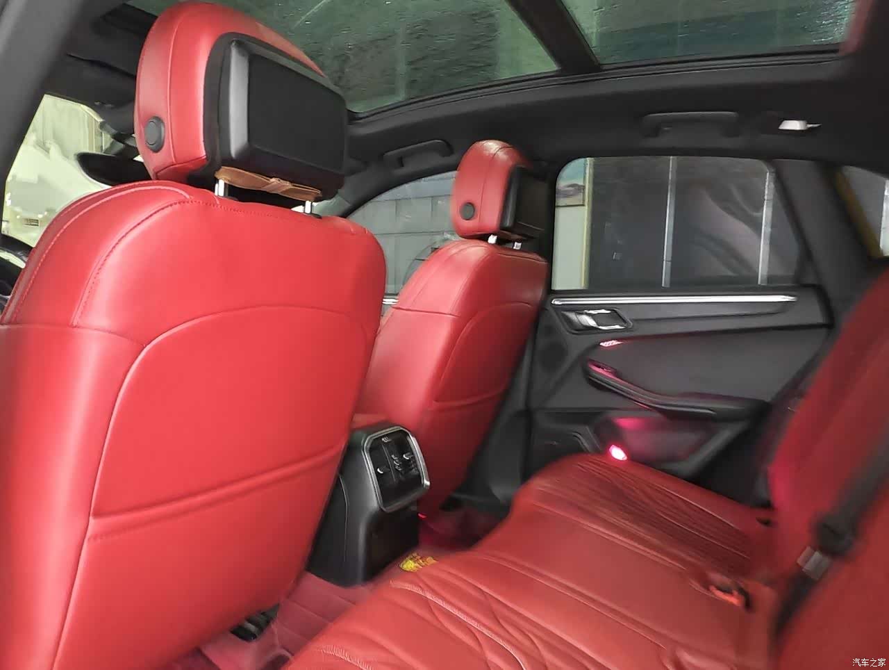 Porsche Macan, 2016 11