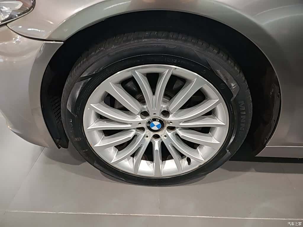 BMW 5 Series, 2017 23