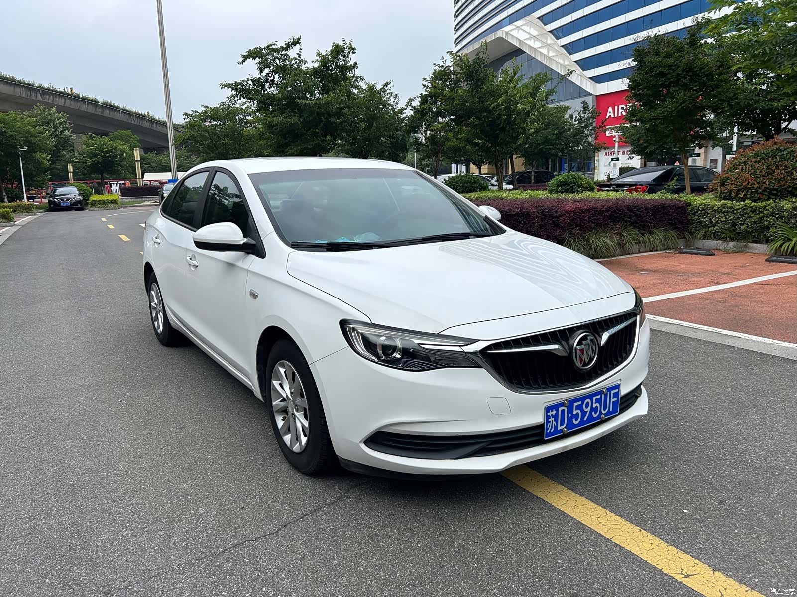 Buick V, 2018 3