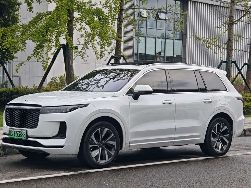 Li Auto ONE