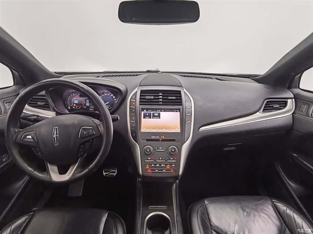 Lincoln MKC, 2018 все фото