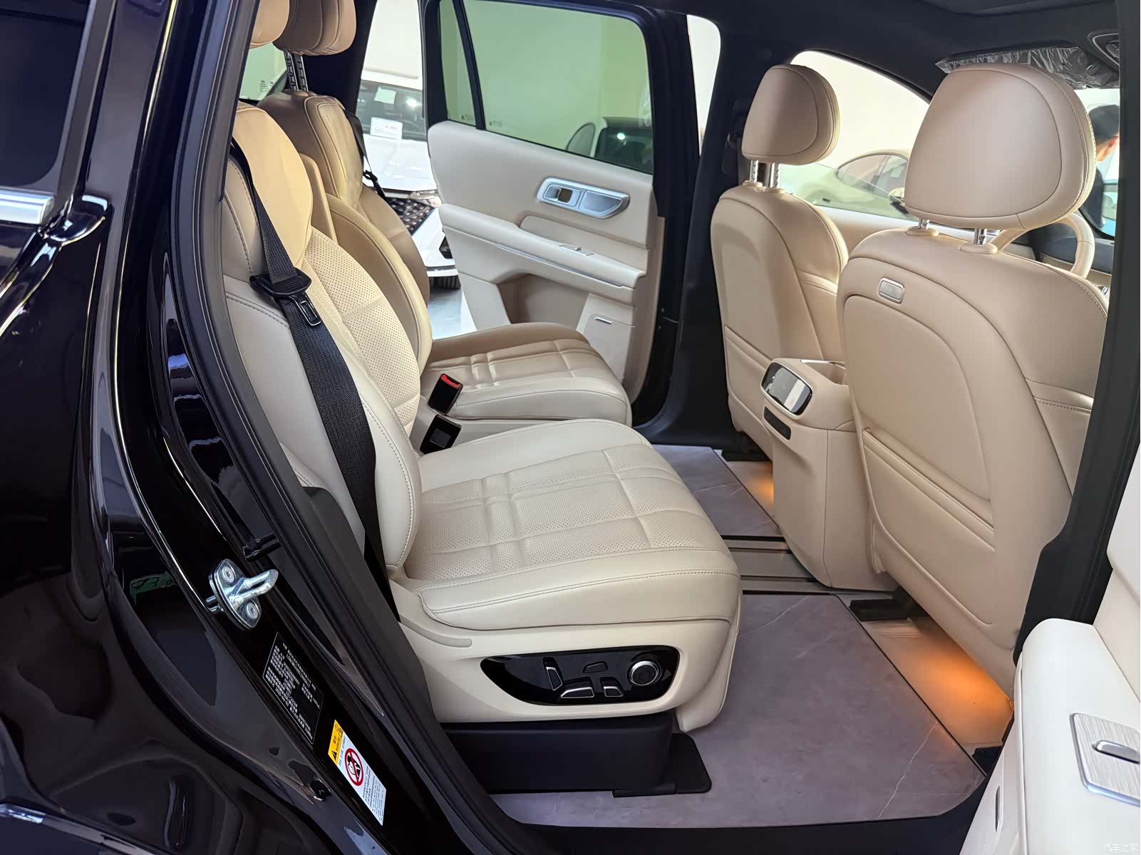 Deepal S09, 2025 21