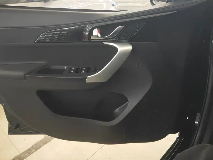 Changan Benben E-Star