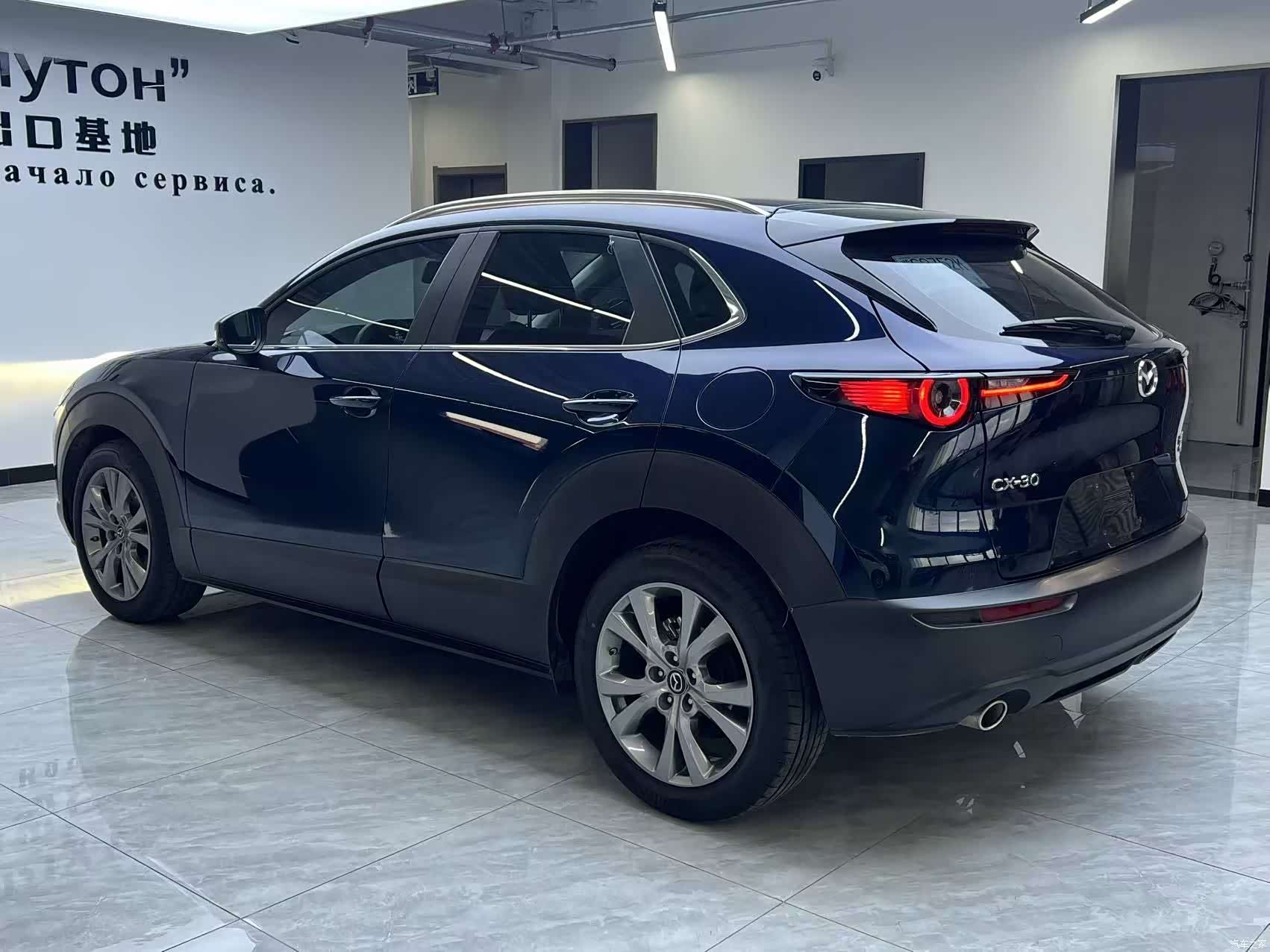 Mazda CX-30, 2022 все фото