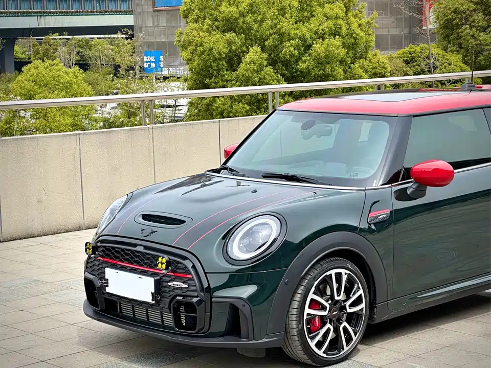 MINI JCW