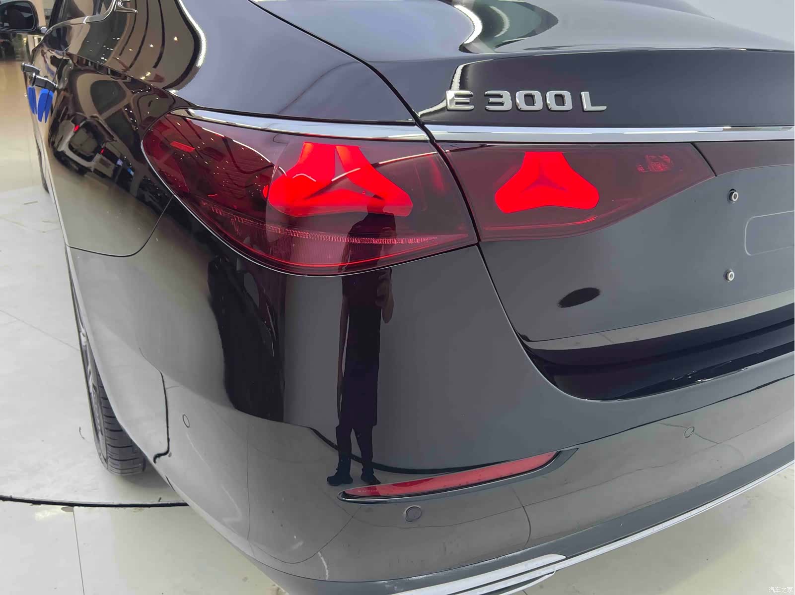 Mercedes-Benz E-Class, 2024 8