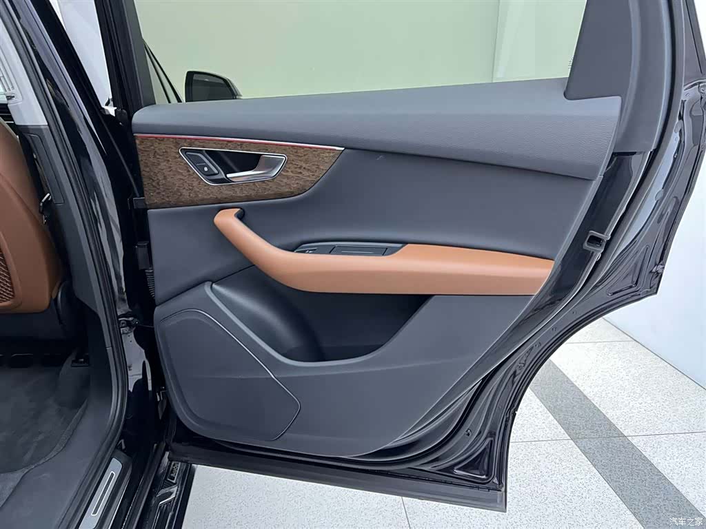 Audi Q7, 2021 32