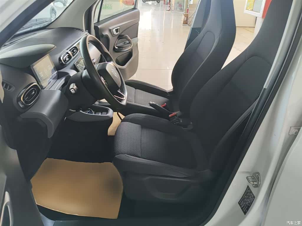 Leapmotor T03, 2021 15