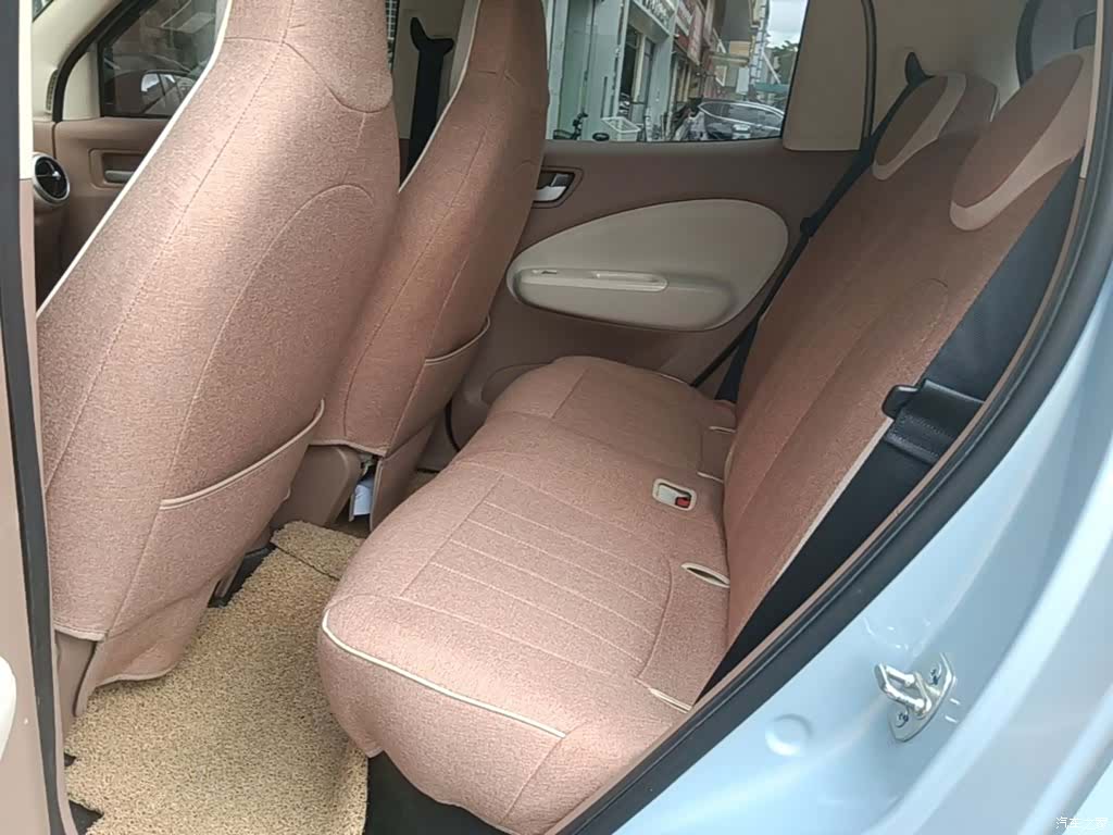Wuling MINIEV, 2025 13