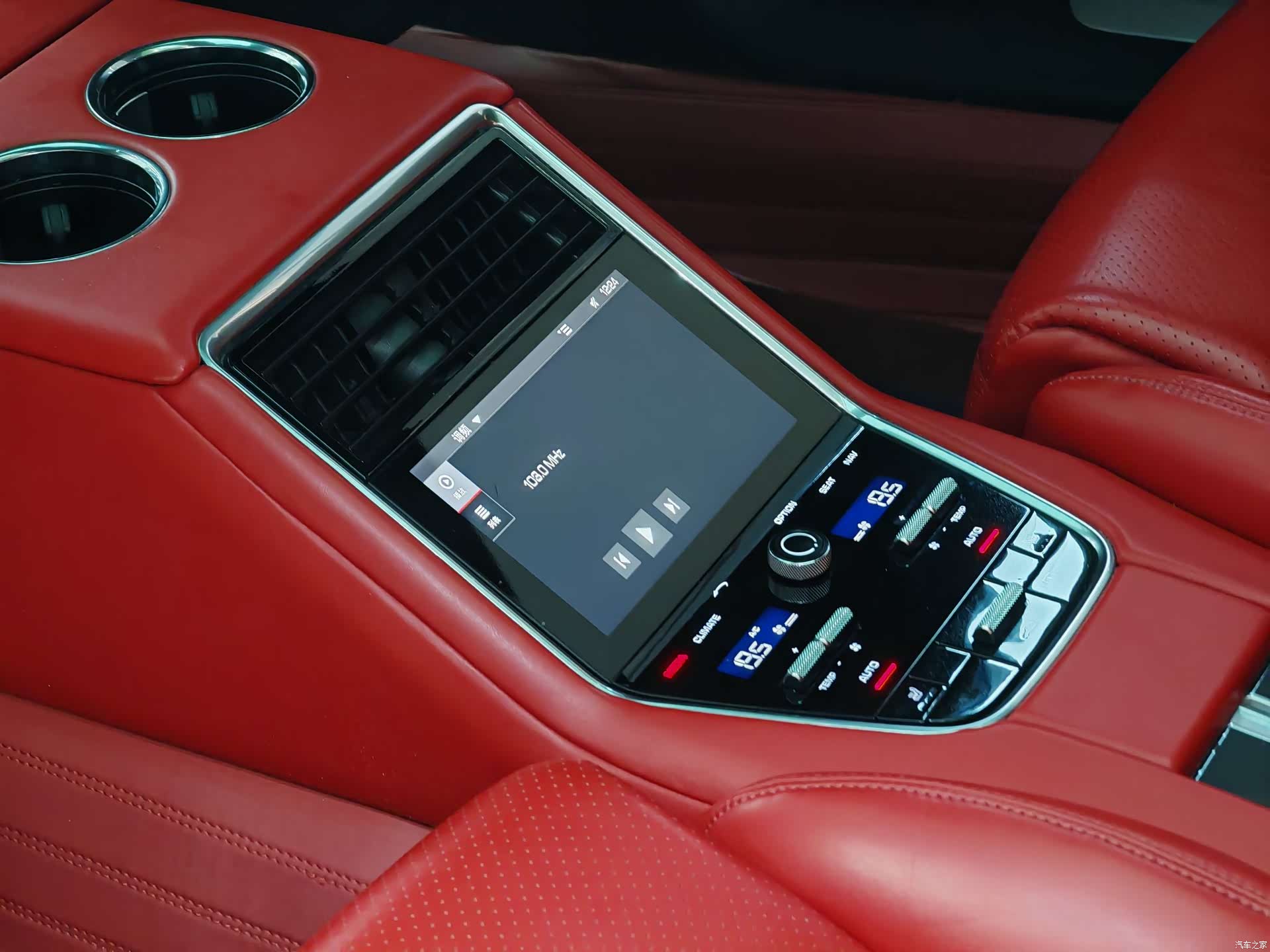 Porsche Panamera, 2018 7