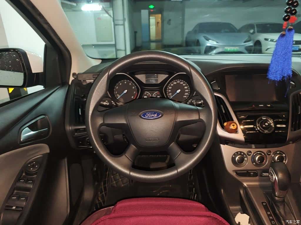 Ford Focus, 2015 7