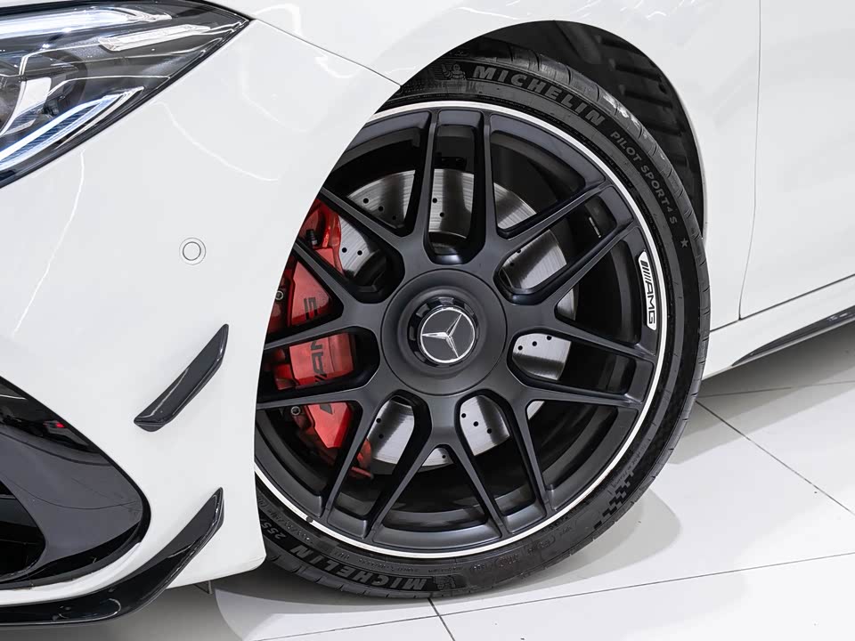 Mercedes-Benz CLA AMG