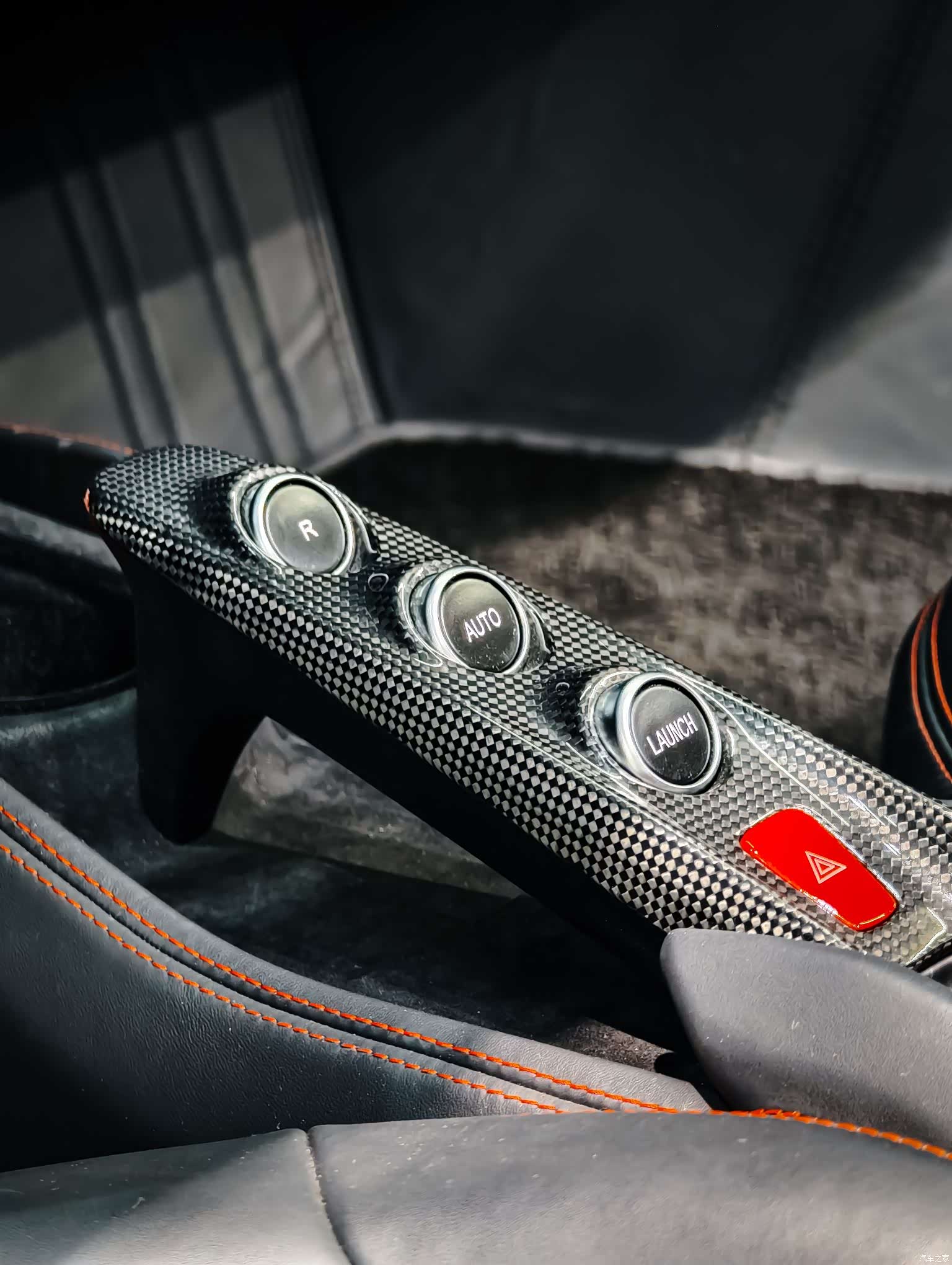 Ferrari F8, 2023 19