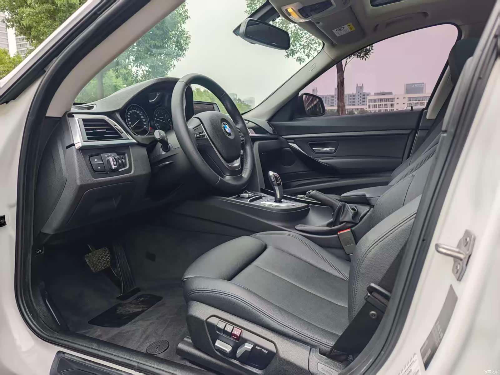 BMW 3 Series, 2018 7