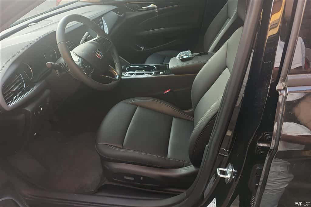 Buick Regal, 2025 9