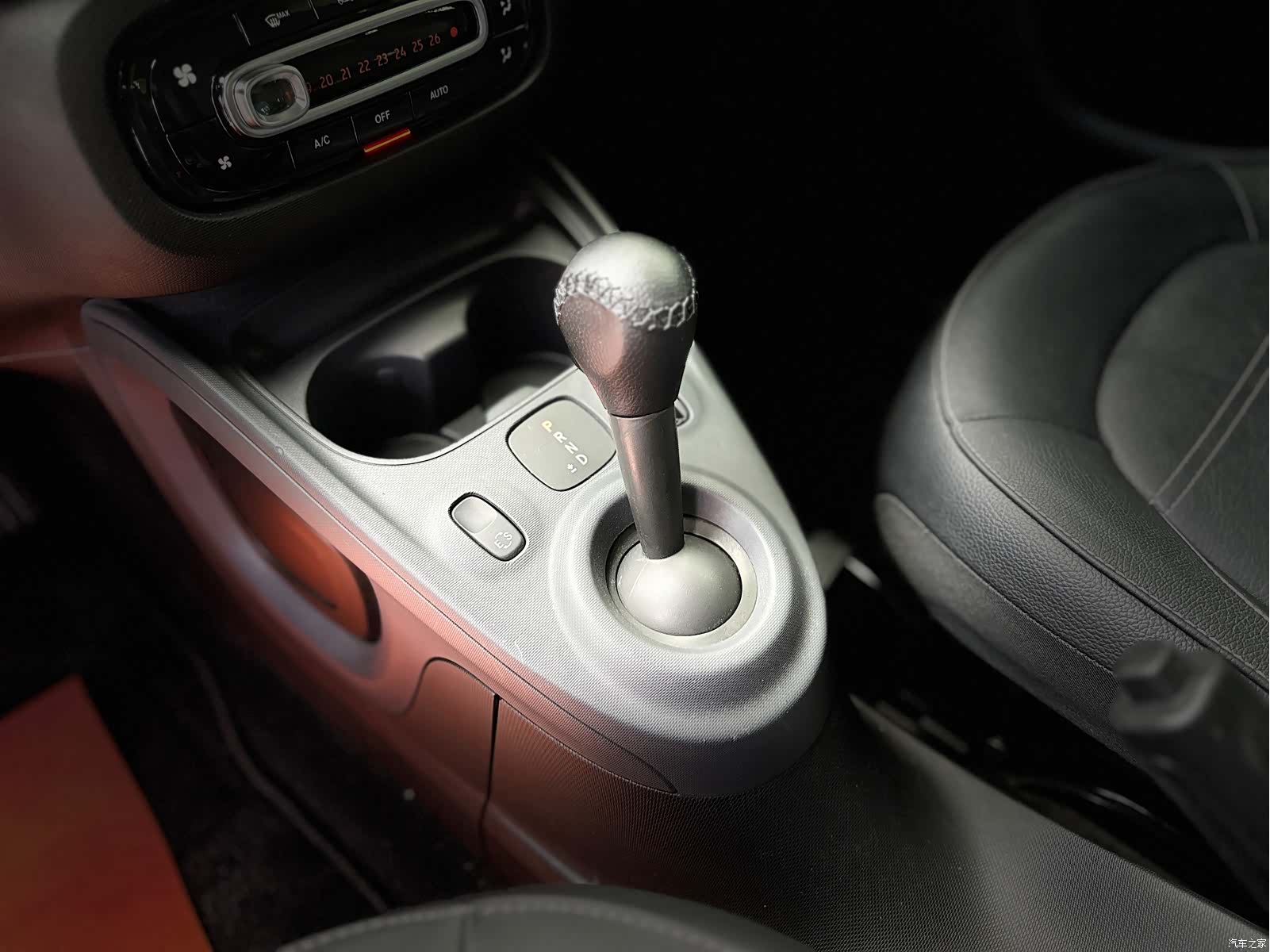 Smart Fortwo, 2018 15