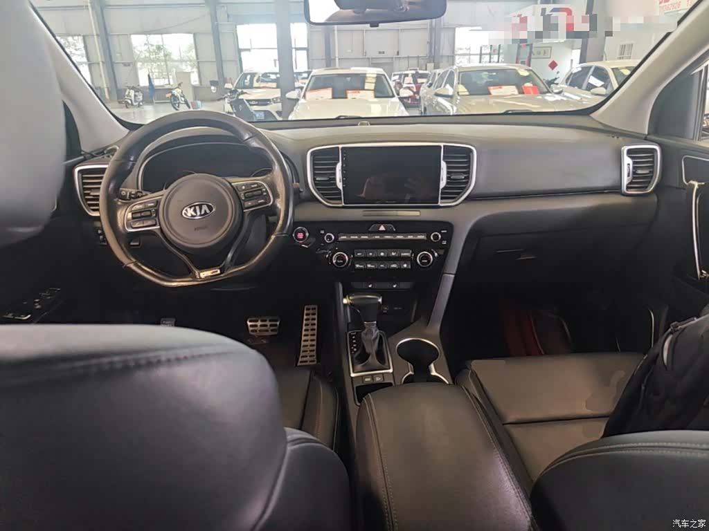 Kia KX5, 2017 10
