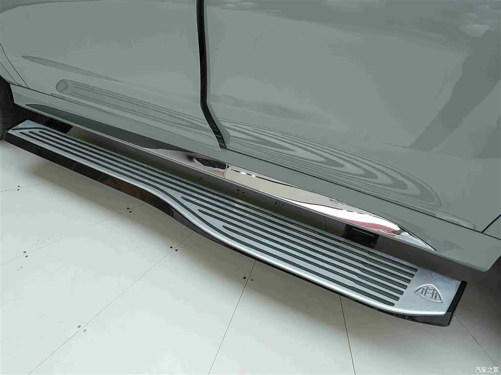 Mercedes-Benz GLS, 2025 20