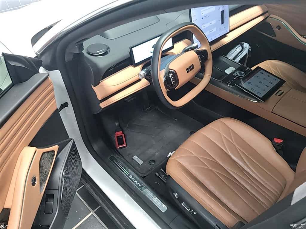 Geely 8, 2025 16