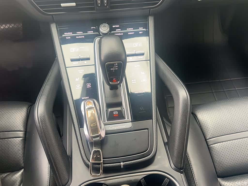 Porsche Cayenne, 2019 10