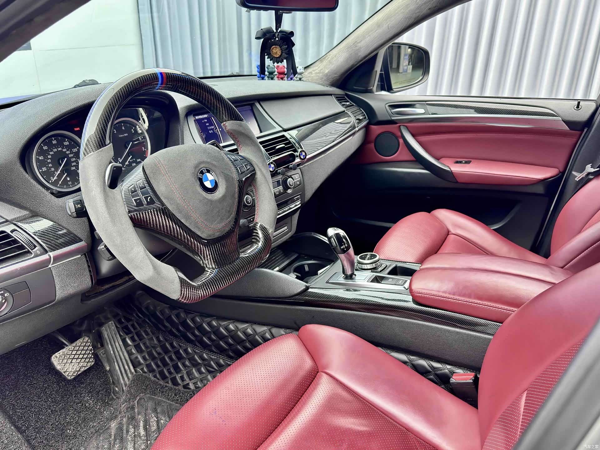 BMW X6, 2012 10