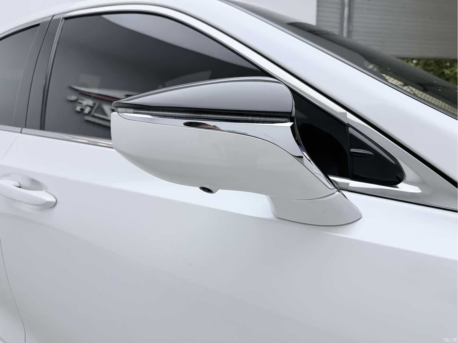 Lexus ES, 2024 11