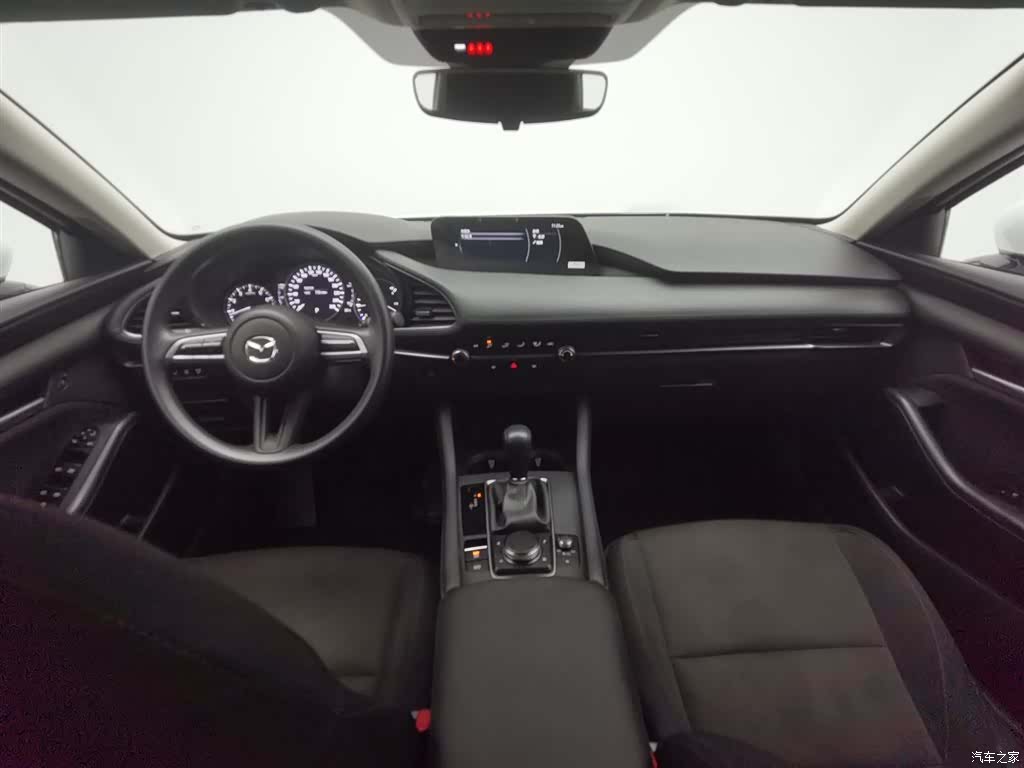 Mazda Mazda3, 2023 все фото