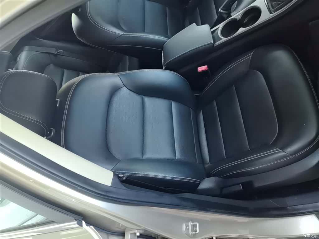 Geely Emgrand, 2017 25