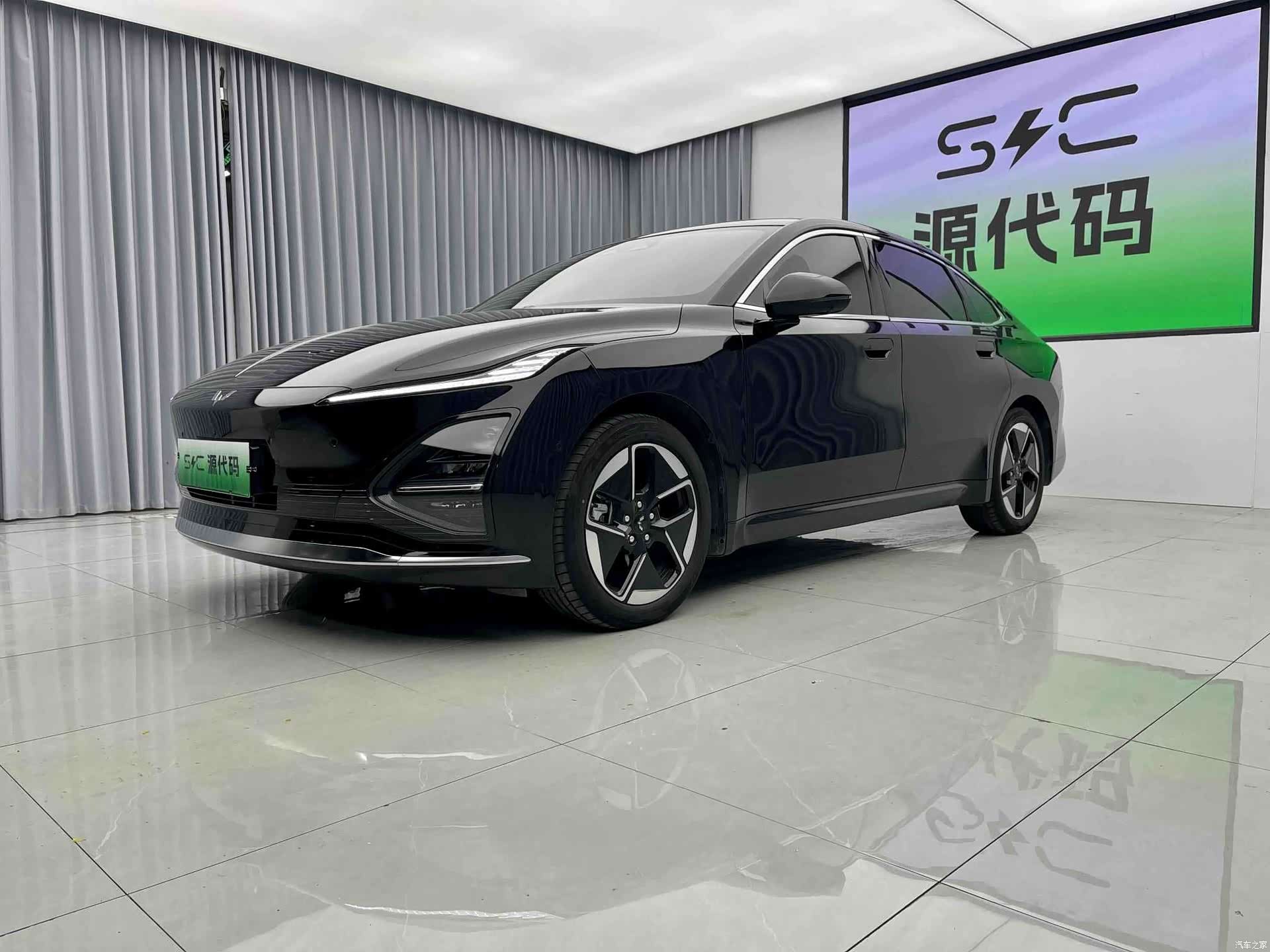 Wuling Starlight, 2025 4