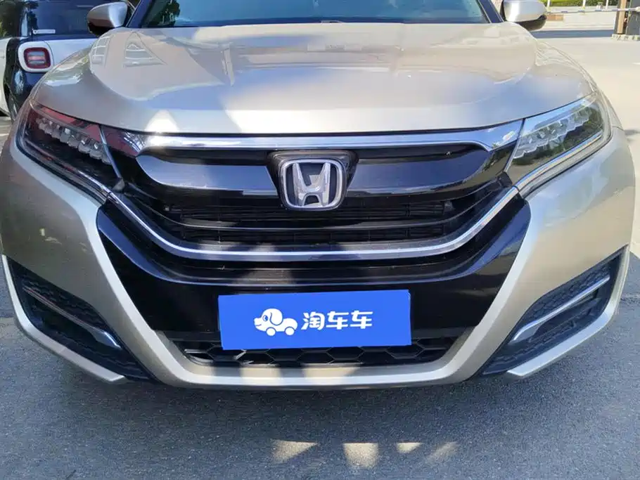 Honda UR-V