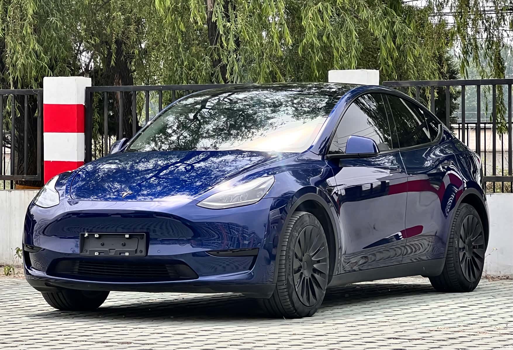 Tesla Model Y, 2022 1