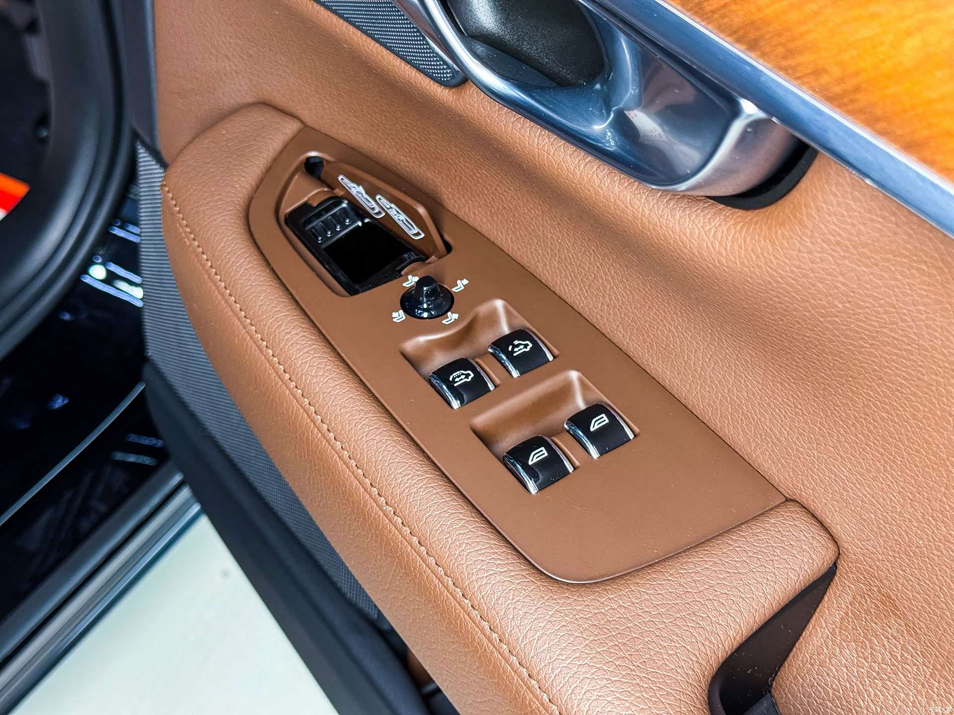 Volvo S90, 2022 19