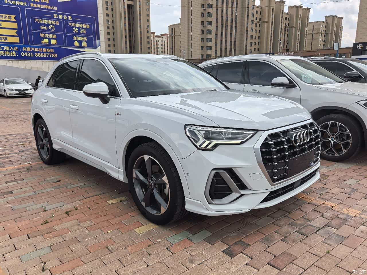 Audi Q3, 2022 3