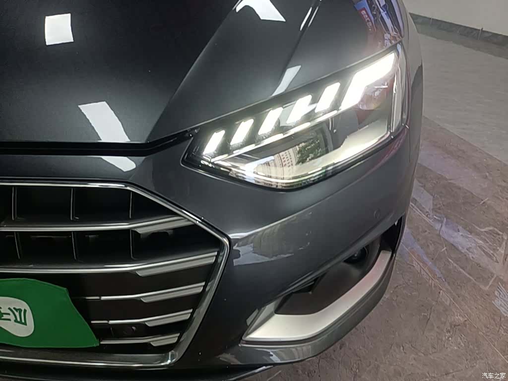 Audi A4L, 2023 24
