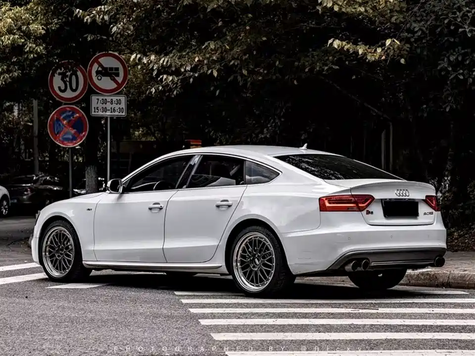 Audi S5