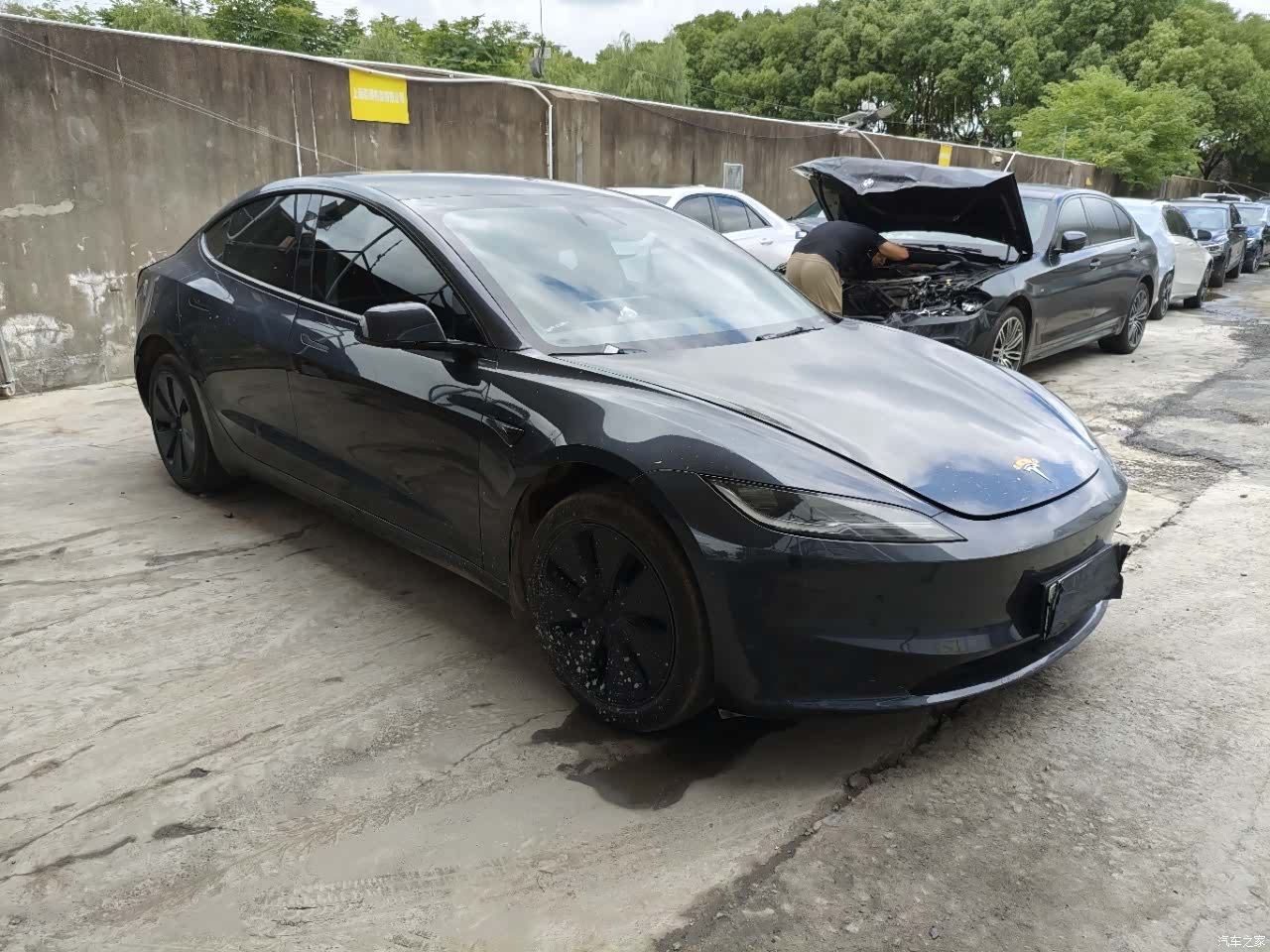 Tesla Model 3, 2025 18