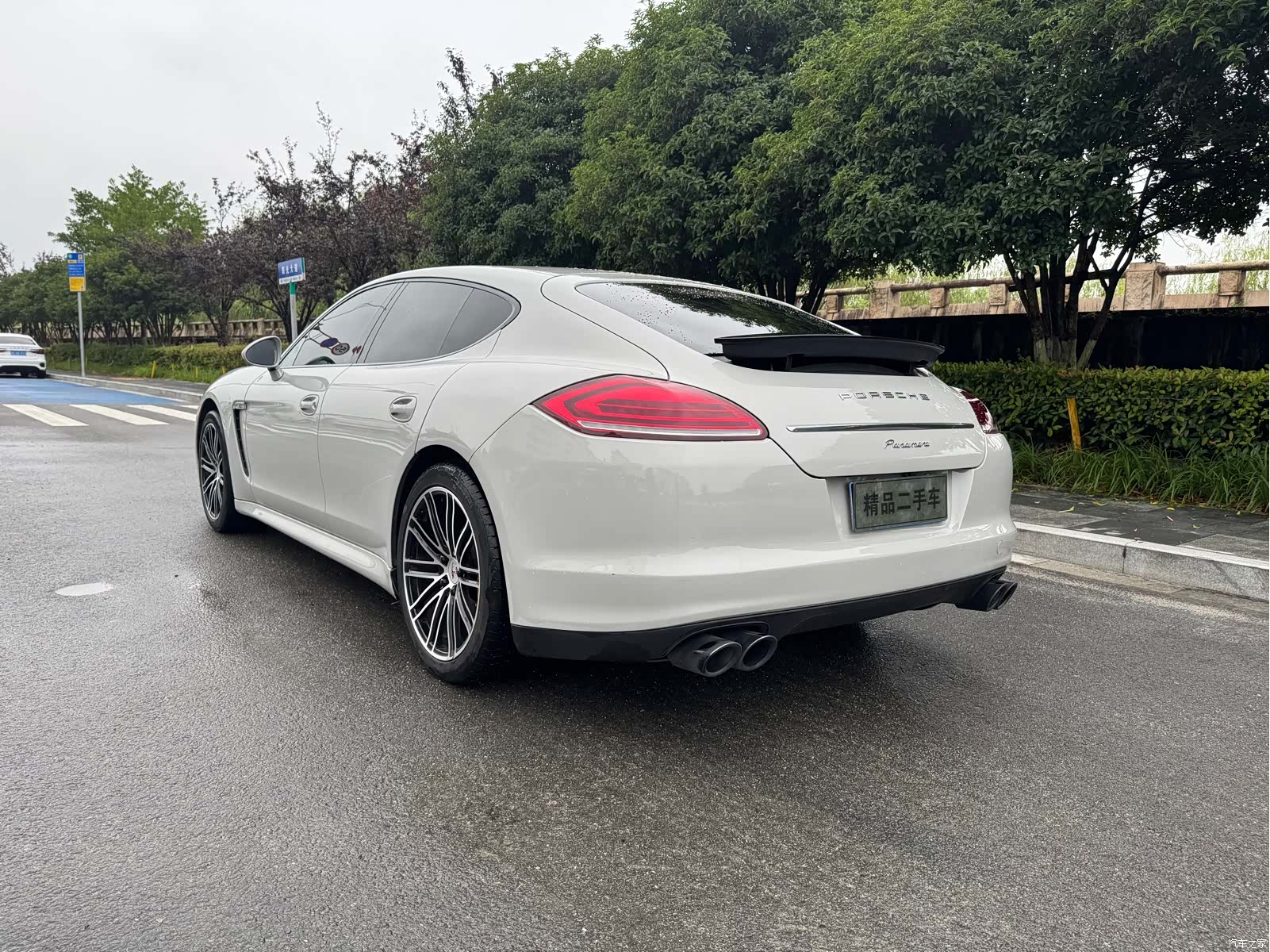 Porsche Panamera, 2010 4